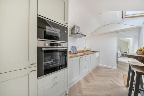 2 bedroom cottage for sale, Longcot Road, Shrivenham, Swindon, SN6