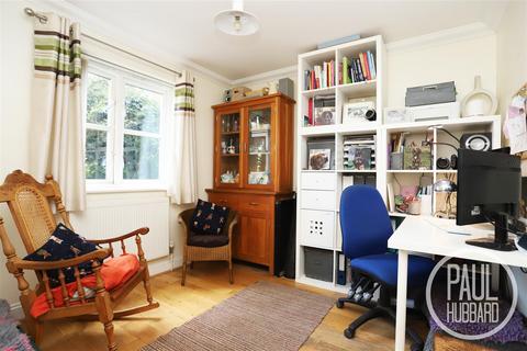 6 Chalmers Green, Carlton Colville, Lowestoft, NR33 8FY