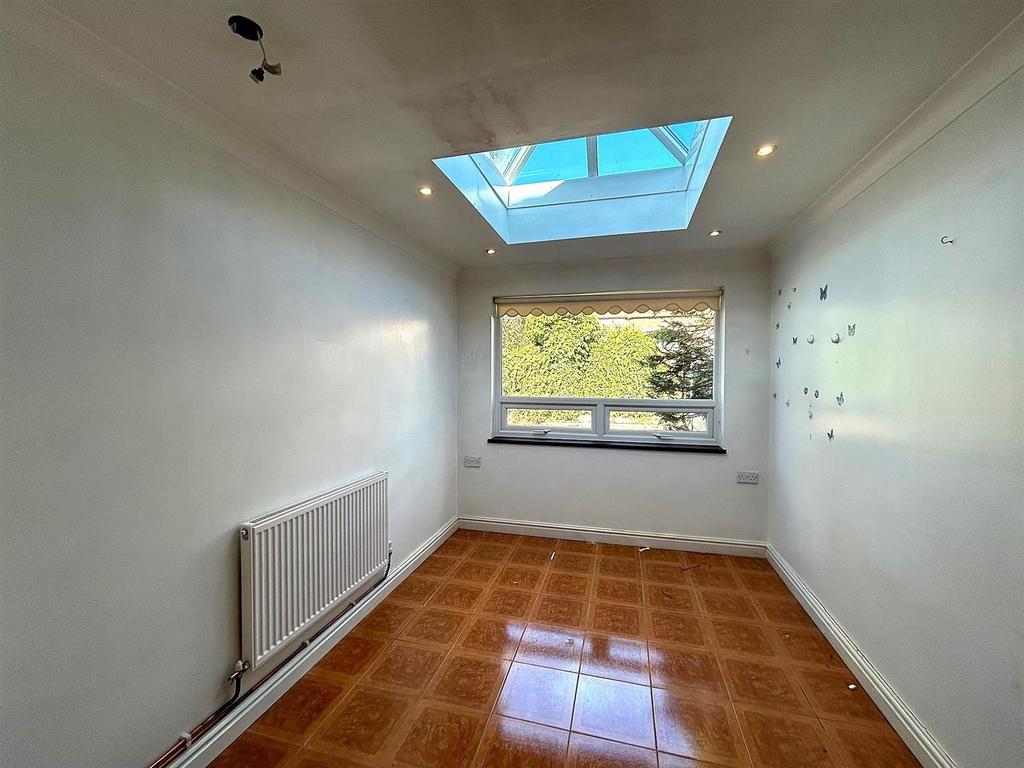 Dining Room.jpg