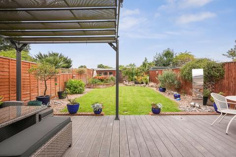undefined, Colburn Way, Sutton, SM1