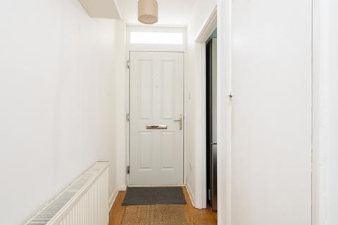 24d Norman Road, Sutton, SM1 2TA