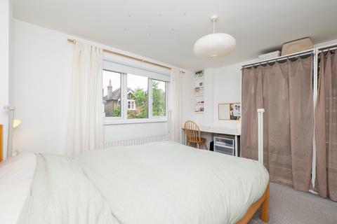 24d Norman Road, Sutton, SM1 2TA