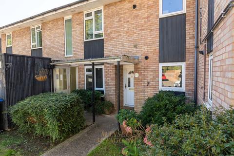 undefined, Bramble Close, Crawley RH10