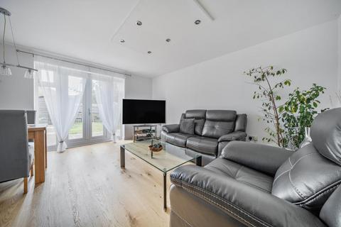 3 bedroom end of terrace house for sale, Banbury,  Oxfordshire,  OX16
