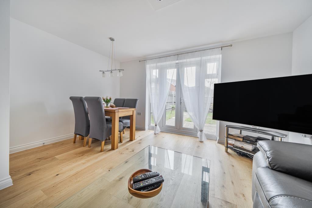 Living/Dining Area