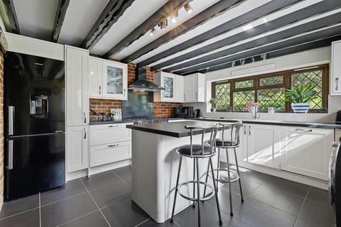4 bedroom detached house for sale, Weald Hall Lane, Thornwood, Epping