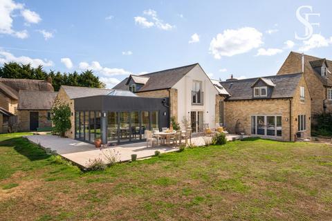 5 bedroom barn conversion for sale, North Street, Aston, OX18
