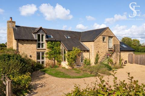 5 bedroom detached house for sale, North Street, Aston, OX18