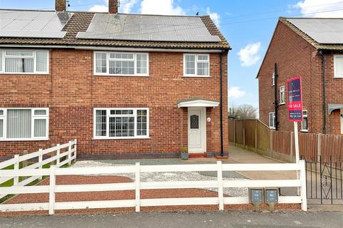 undefined, Crow Park Avenue, Sutton-On-Trent, Newark