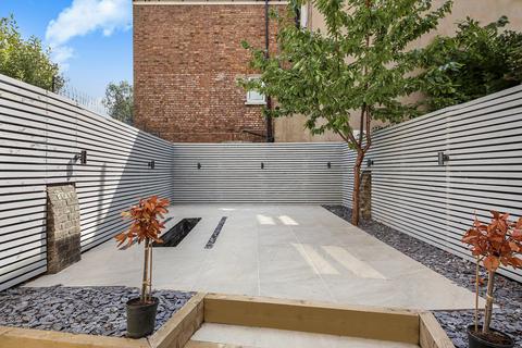 undefined, Grayling Road, London, N16