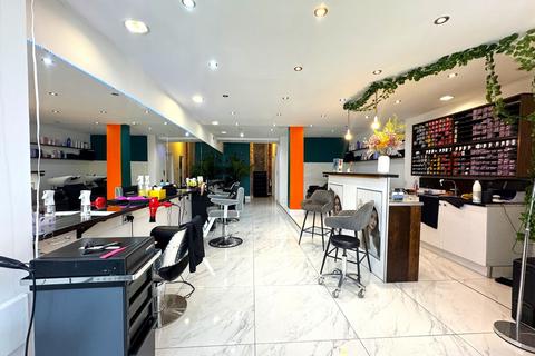 Retail property (high street) to rent, 69-69B Lavender Hl London SW11 5QN