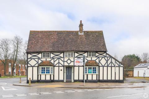 Pub for sale, The Red Lion, 1 London Rd Biggleswade SG18 8ED