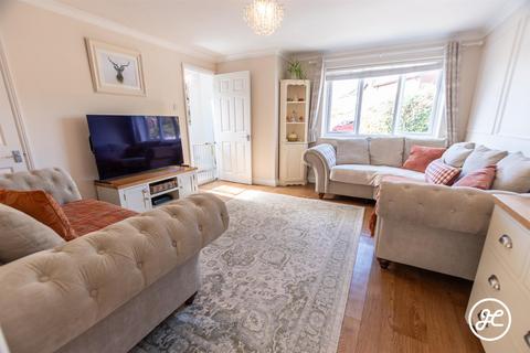 17 Webbers, Bishops Lydeard, Taunton, TA4 3QX