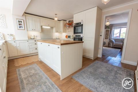 17 Webbers, Bishops Lydeard, Taunton, TA4 3QX