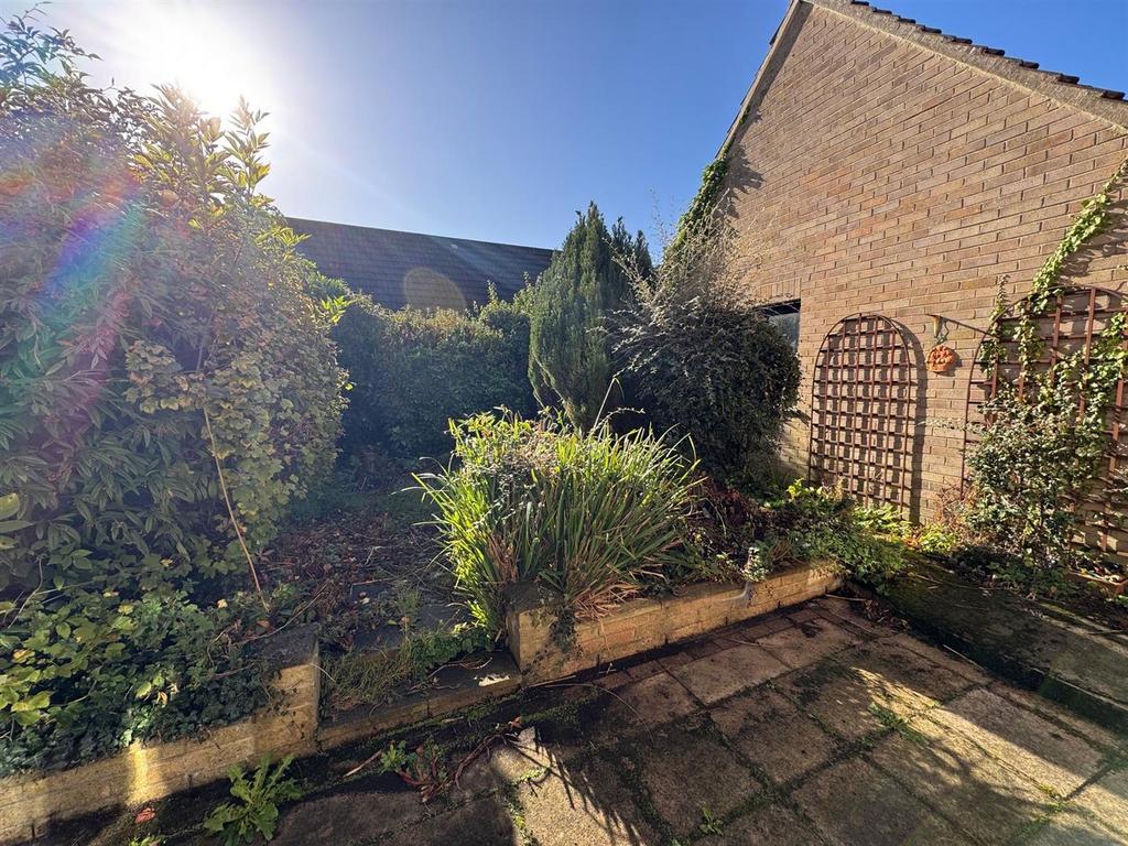 Garden 2.jpg