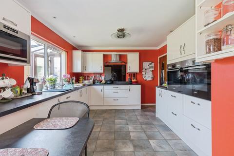 5 bedroom detached house for sale, Sailors Bank, Worcester WR2