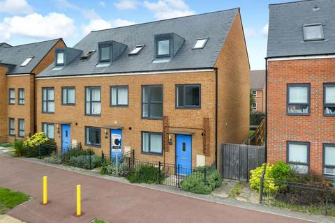 4 bedroom end of terrace house for sale, Countess Way, Brooklands, Milton Keynes