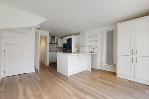 4 bedroom end of terrace house for sale, Countess Way, Brooklands, Milton Keynes