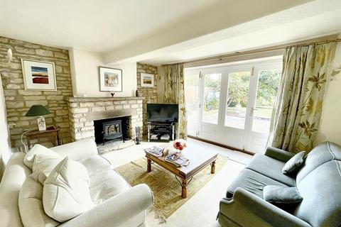 undefined, Pinfold Road, Castle Bytham, Lincolnshire