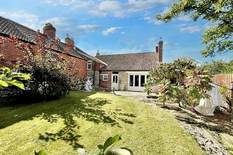 undefined, Pinfold Road, Castle Bytham, Lincolnshire
