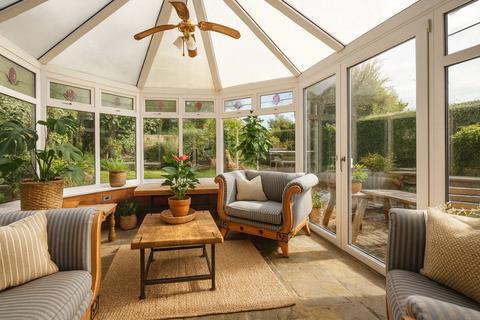 2 bedroom detached house for sale, Main Street, Newbold-on-Avon, Rugby, CV21