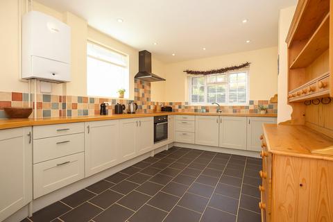 2 bedroom detached house for sale, Main Street, Newbold-on-Avon, Rugby, CV21