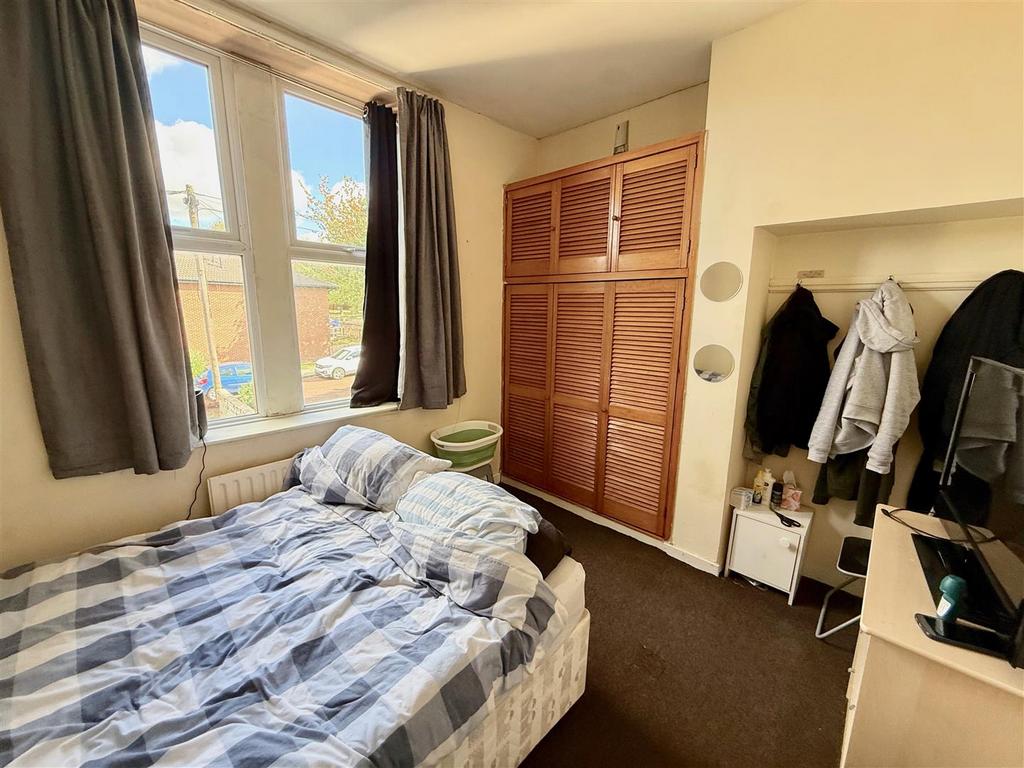 Bedroom two 83 b