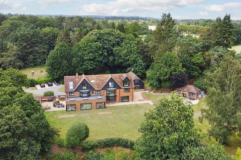7 bedroom detached house for sale, Tilford Road, Farnham, GU9