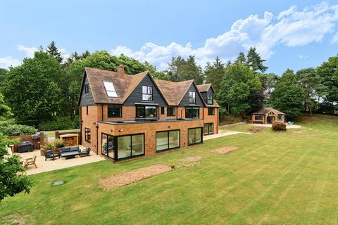 7 bedroom detached house for sale, Tilford Road, Farnham, GU9