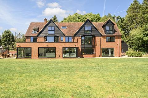 7 bedroom detached house for sale, Tilford Road, Farnham, GU9