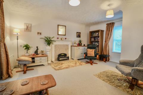 2 bedroom detached house for sale, Ashdown Court, Cromer, NR27