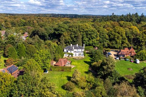 undefined, Highmoor Cross, Henley-on-Thames, Oxfordshire, RG9