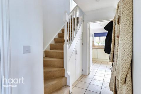 15 Bell Meadow, Hingham, Norwich, NR9 4HT