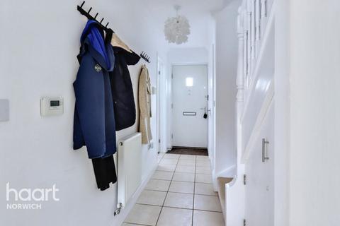 15 Bell Meadow, Hingham, Norwich, NR9 4HT