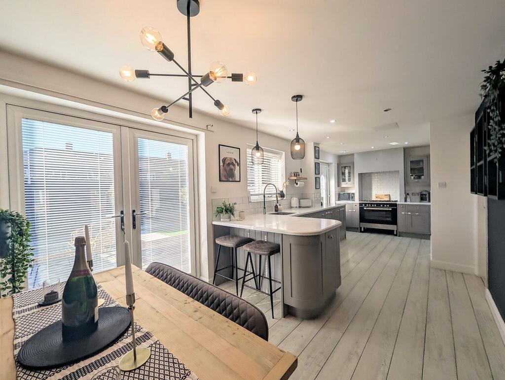 Kitchen Diner