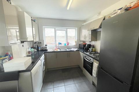 *£120pppw excluding bills* Balfour Road, Lenton, NG7 1NZ