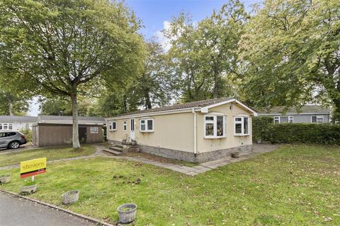 undefined, Deanland Wood Park, Golden Cross, Hailsham