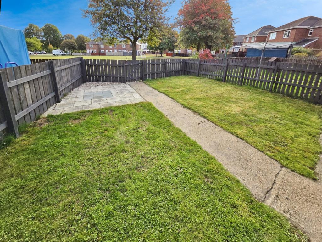 Pbox-garden-342144.jpg