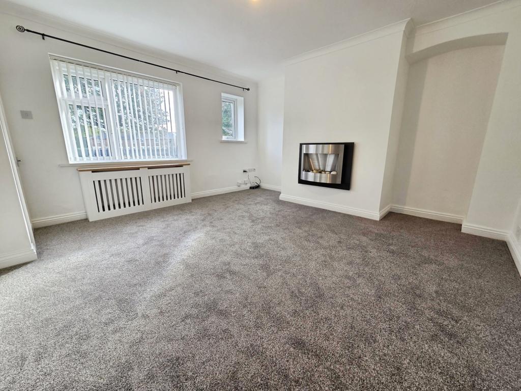 Pbox-living room-342144.jpg