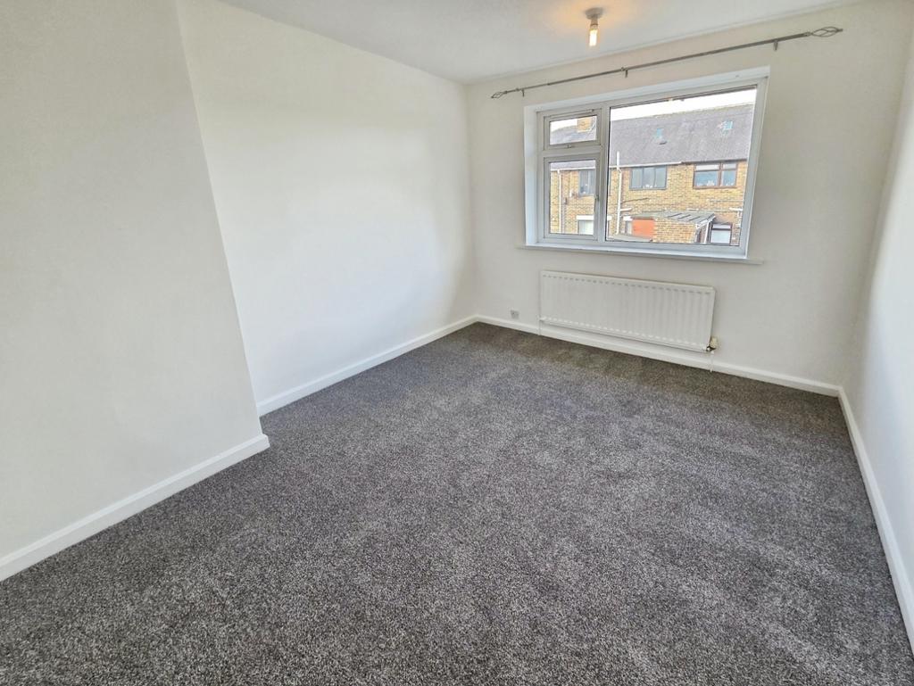 Pbox-bedroom-342144.jpg