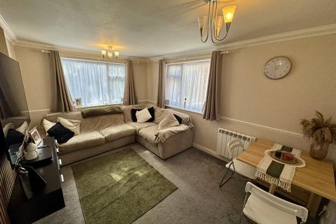 undefined, Walnut Walk, Polegate BN26