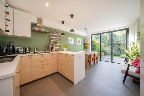 undefined, Sandringham Road, London E8