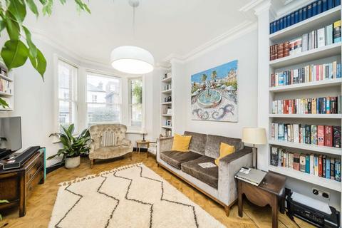 4 bedroom semi-detached house for sale, Thurlestone Road, London SE27
