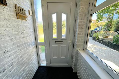 2 bedroom detached house for sale, Main Street, Great Heck, Goole
