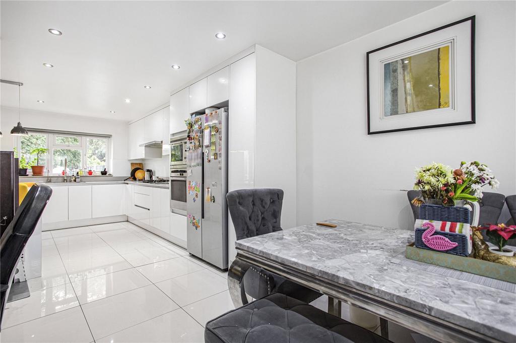 Kitchen/Dining