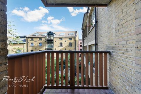 1 bedroom apartment for sale, The Circle, Queen Elizabeth Street, SE1