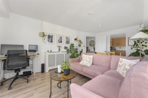 undefined, Brownswood Road, London N4