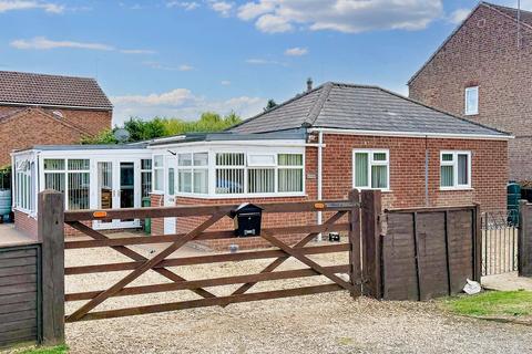 2 bedroom detached bungalow for sale, Smeeth Road, Marshland St. James, PE14
