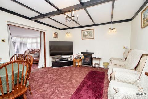 2 bedroom detached bungalow for sale, Smeeth Road, Marshland St. James, PE14