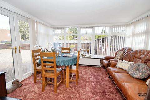 2 bedroom detached bungalow for sale, Smeeth Road, Marshland St. James, PE14